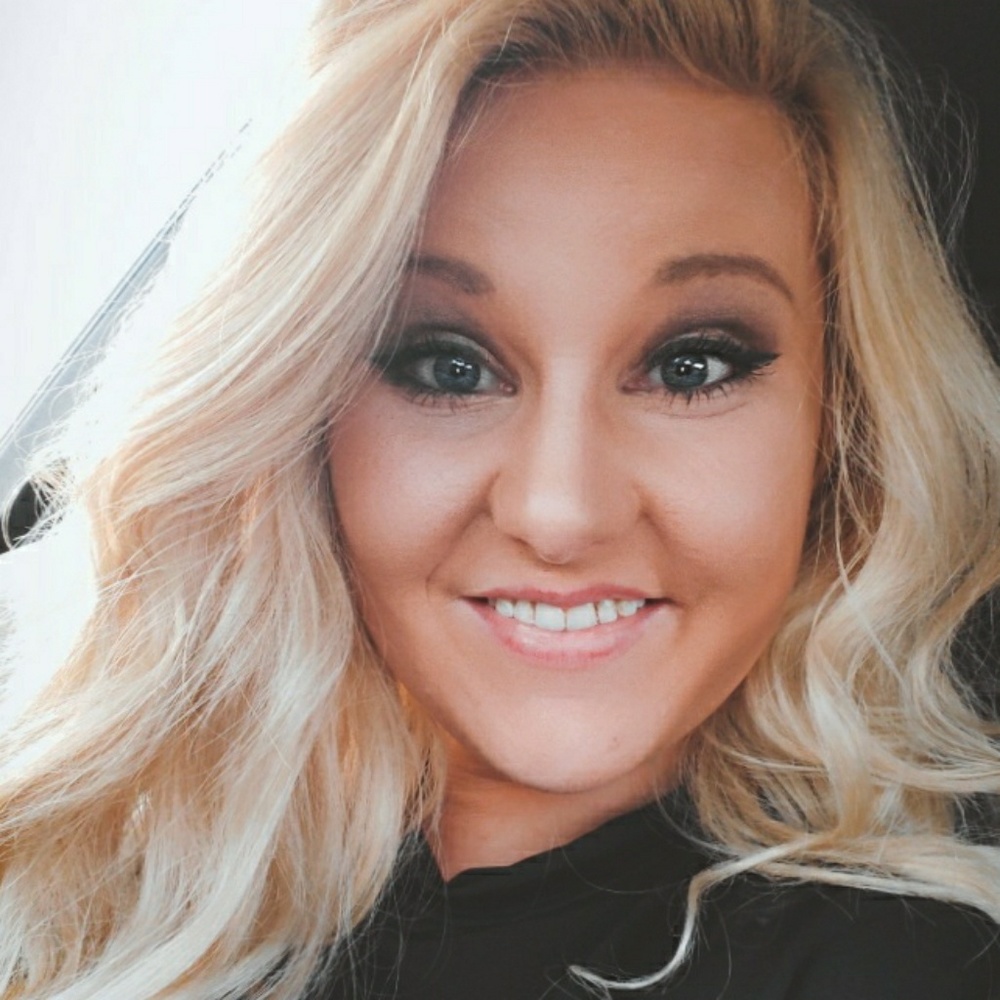 Meet your Posher, Brianna